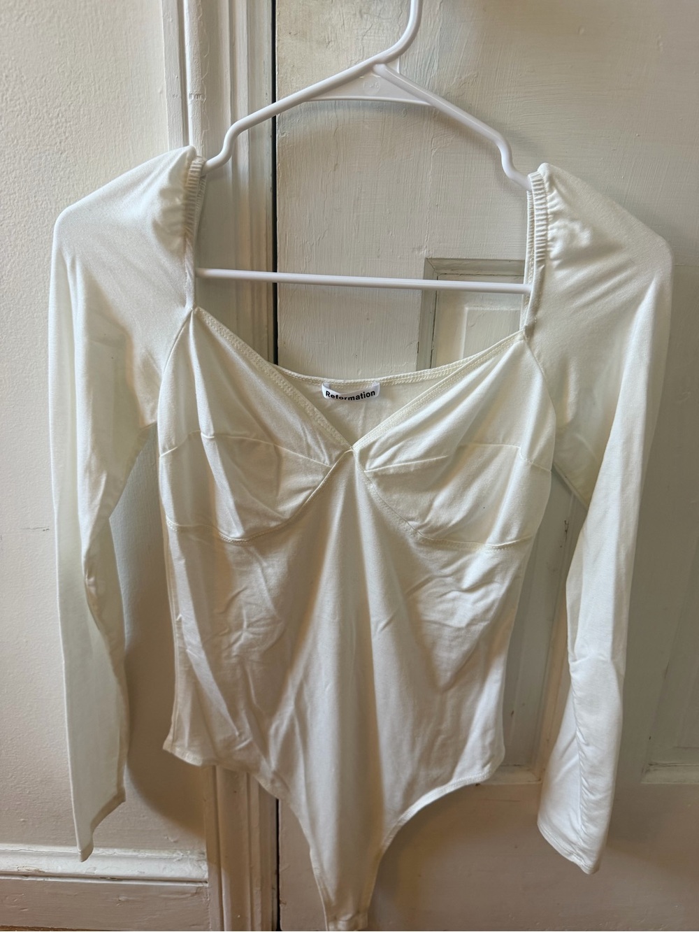 Reformation Cream Long Sleeve Sweetheart Bodysuit